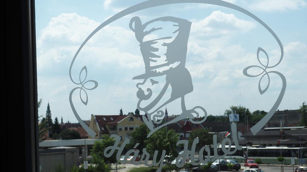 Hary Hotel Keşkemet Dış mekan fotoğraf